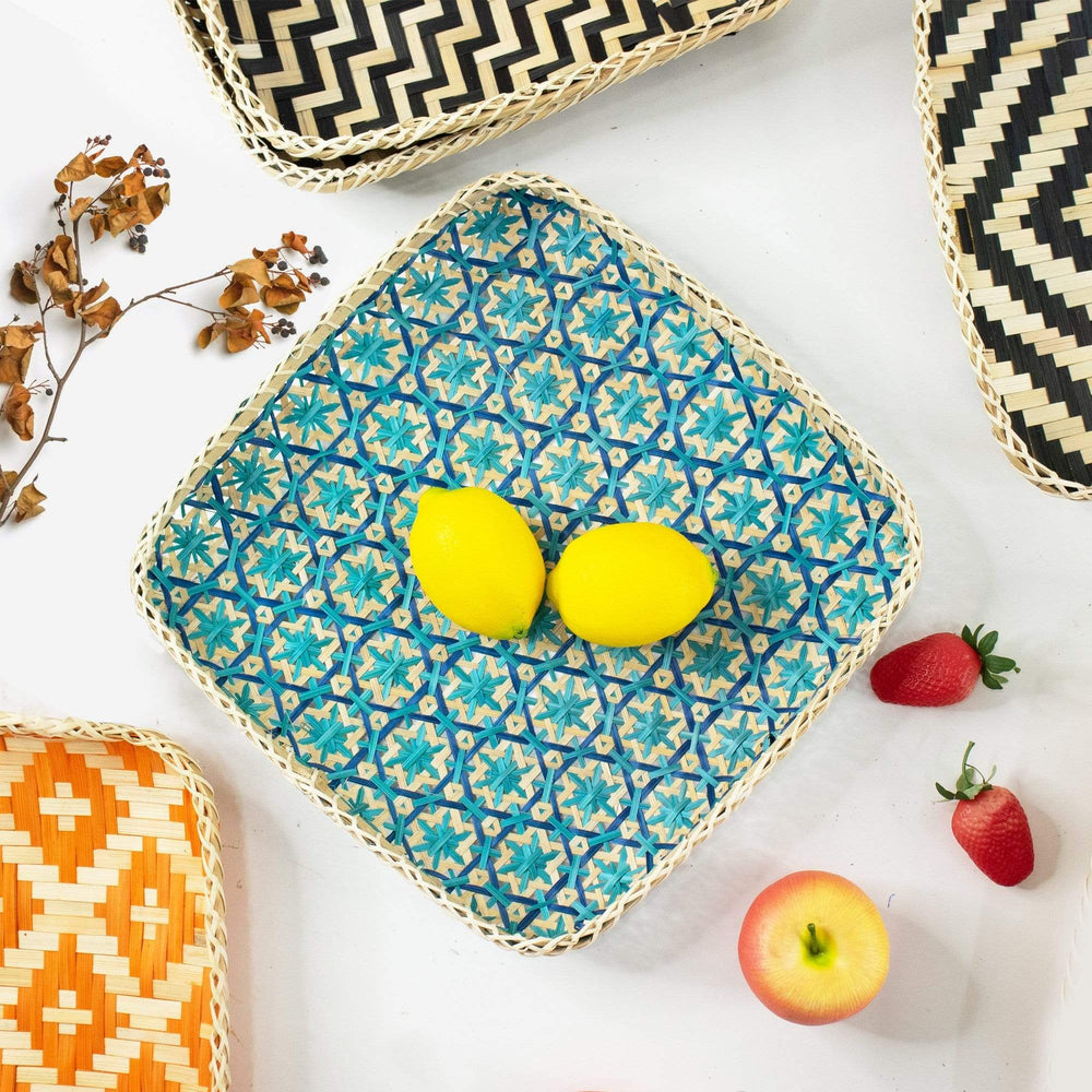 Square Bamboo Woven Basket Tray, Rustic Decorative Wooden Serving Tray for Breakfast, Drinks, Snacks, Coffee Table, Interior Decor